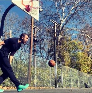 Meet your Posher, Johnny